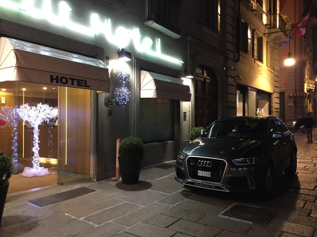 Le Petit Hotel Torino Esterno foto