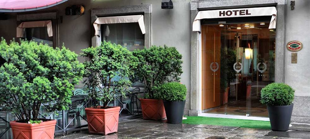Le Petit Hotel Torino Esterno foto
